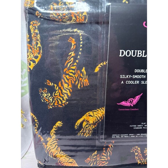 Ed Hardy Queen Sheet Set, 6 pieces - Picture 5 of 5